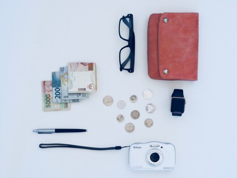 How to Travel on a Budget Without Sacrificing Experience